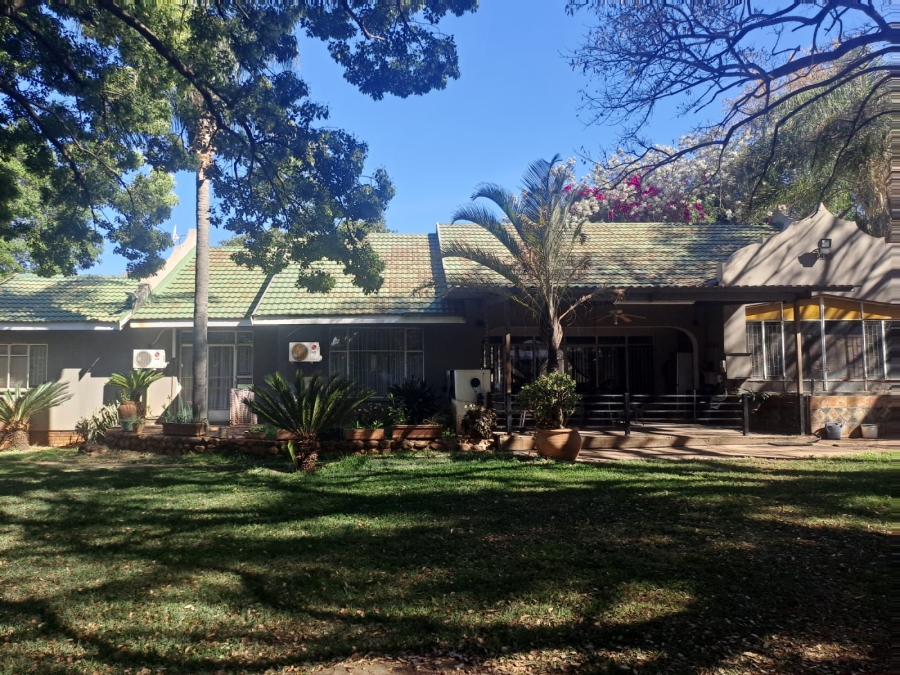 5 Bedroom Property for Sale in Boschfontein A H North West